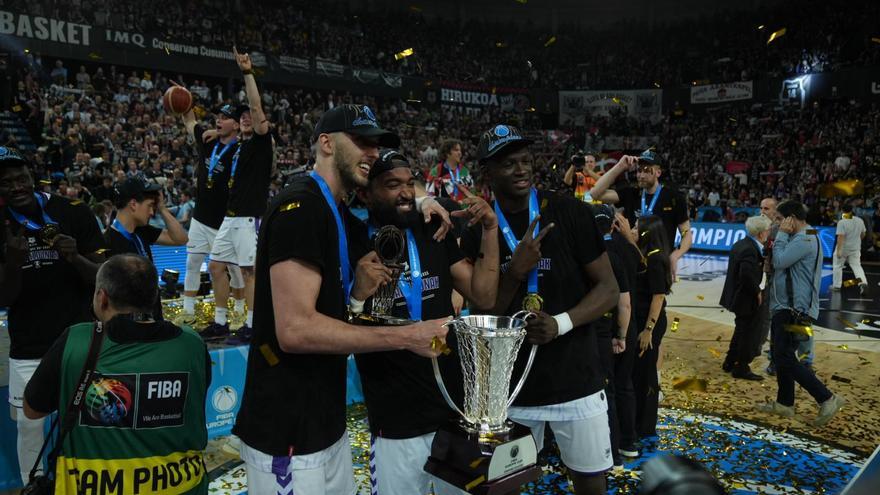 Autoridades, Athletic, exjugadores... Las felicitaciones a la gesta del Surne Bilbao