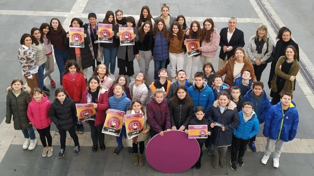 Participantes en el &#039;Concurso Creativo&#039; de Lazkao.