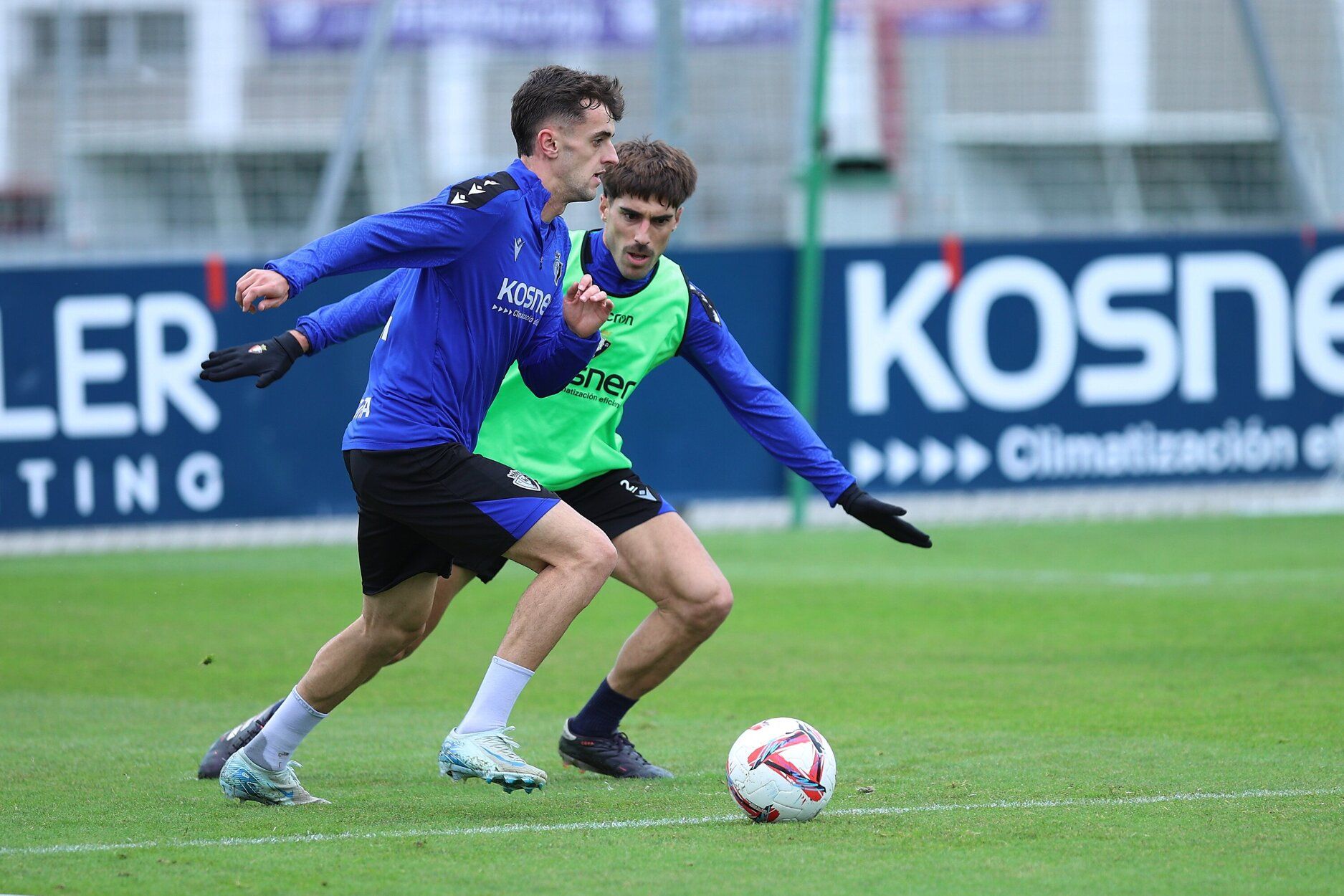 Fotos del entrenamiento de Osasuna (18/11/2024)