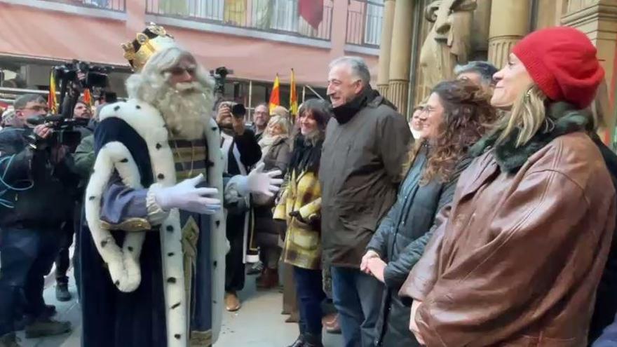 Recibimiento a los Reyes Magos en el Ayuntamiento de Pamplona