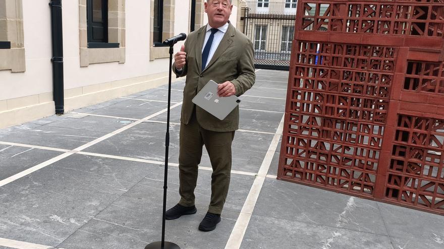 Zupiria dice que los que se enfrentaron a la Falange tuvieron &quot;un comportamieno totalitario y usaron la violencia&quot;