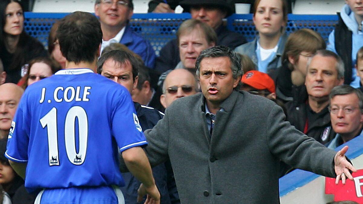 Mourinho abroncando a Joe Cole