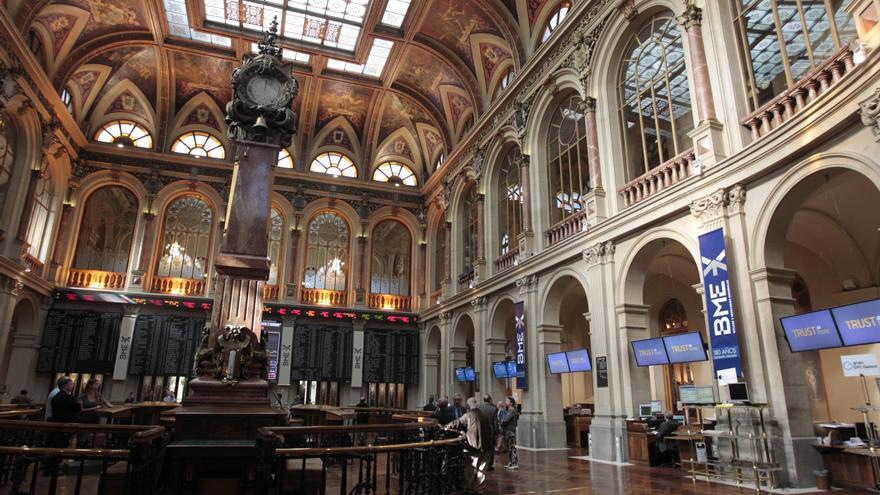 El Ibex 35 se mantiene en máximos históricos en la media sesión tras subir un 0,24%