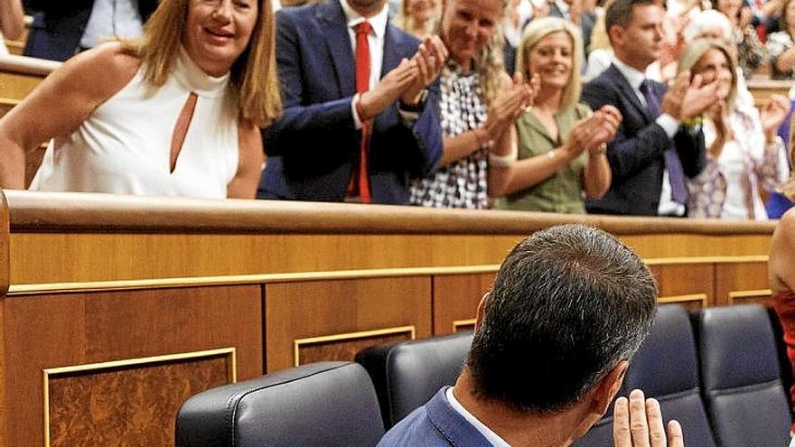 ¿Una investidura en lenguas cooficiales?
