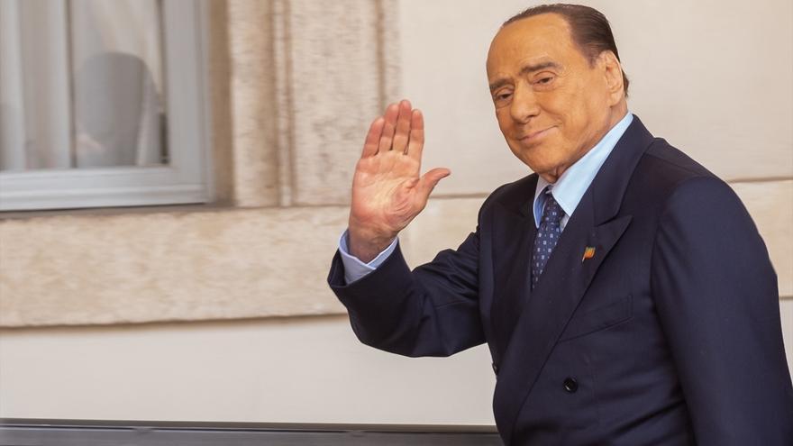 Berlusconi, ingresado en la UCI por problemas cardiovasculares