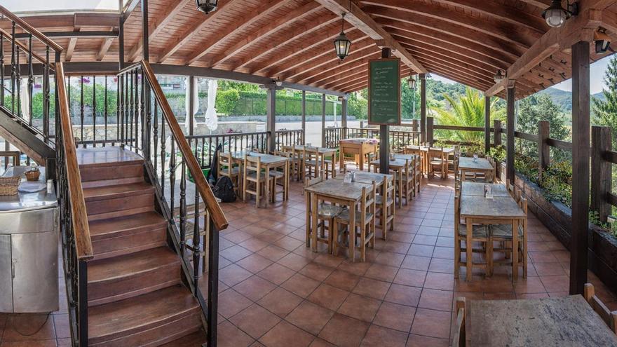 El restaurante La Capitana propone disfrutar de una comida tradicional en un paraje rural del Valle de Villaverde