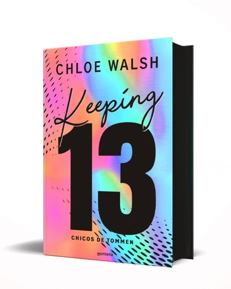 'Keeping 13' con detalles metalizados.