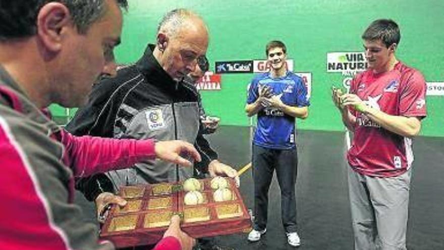Jaunarena y Zabaleta eligen en Eibar