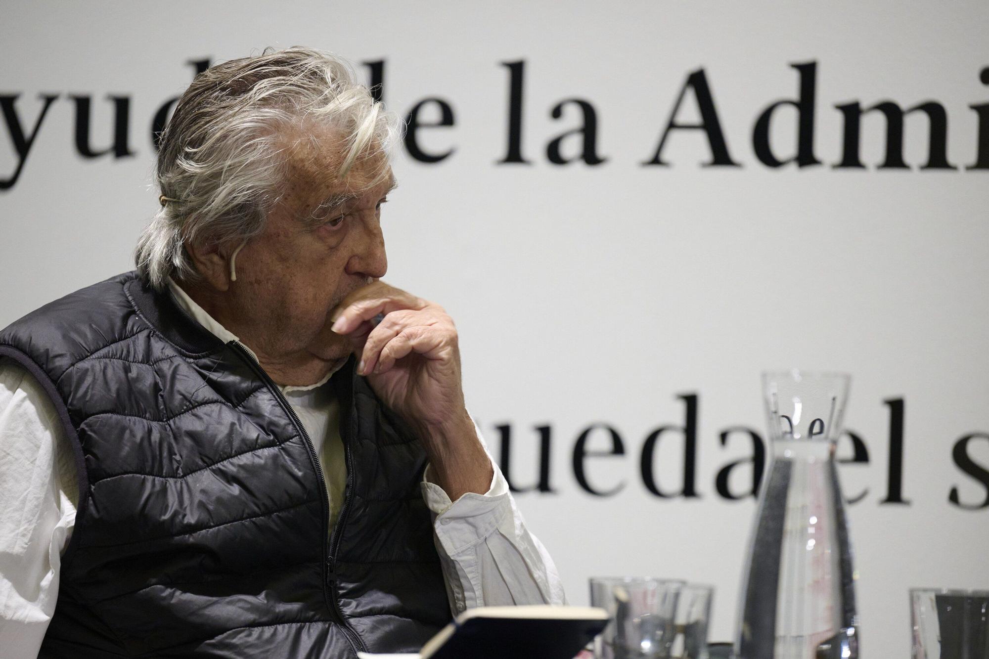 Muntadas: presentación de la exposición 'Entre miedos' en el MUN