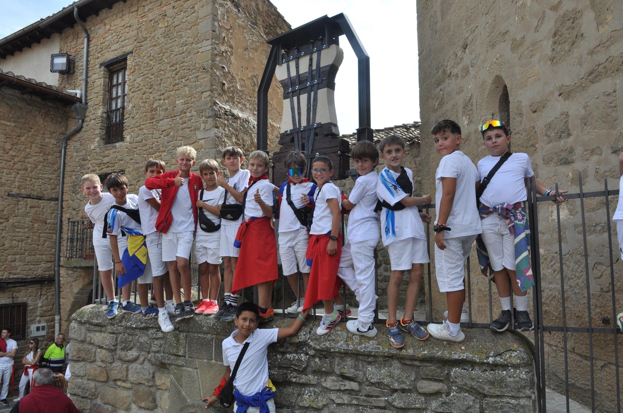 Fotos del cohete de fiestas de Artajona 2025