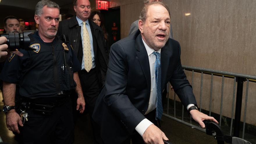 Harvey Weinstein, hospitalizado en Nueva York por una neumonía