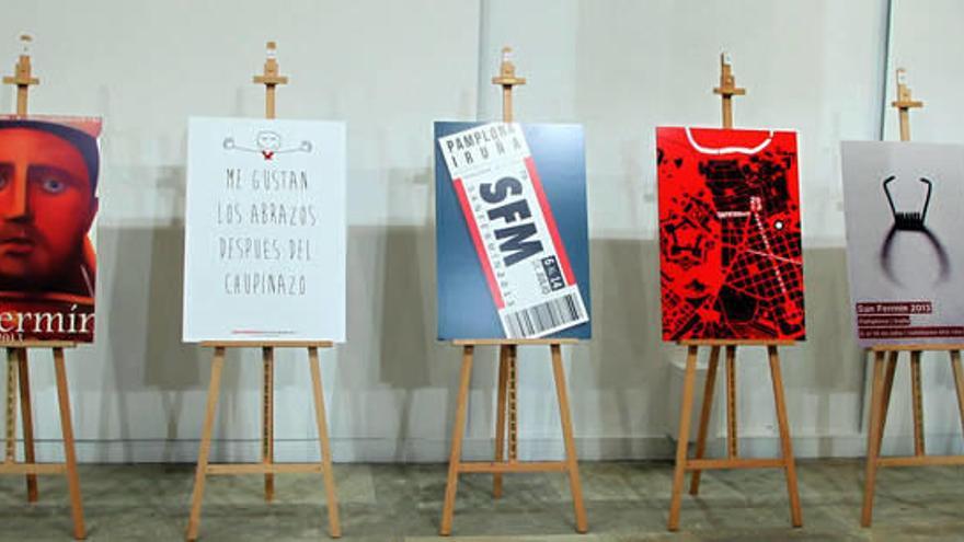 Carteles finalistas del certamen para anunciar los Sanfermines de 2013.