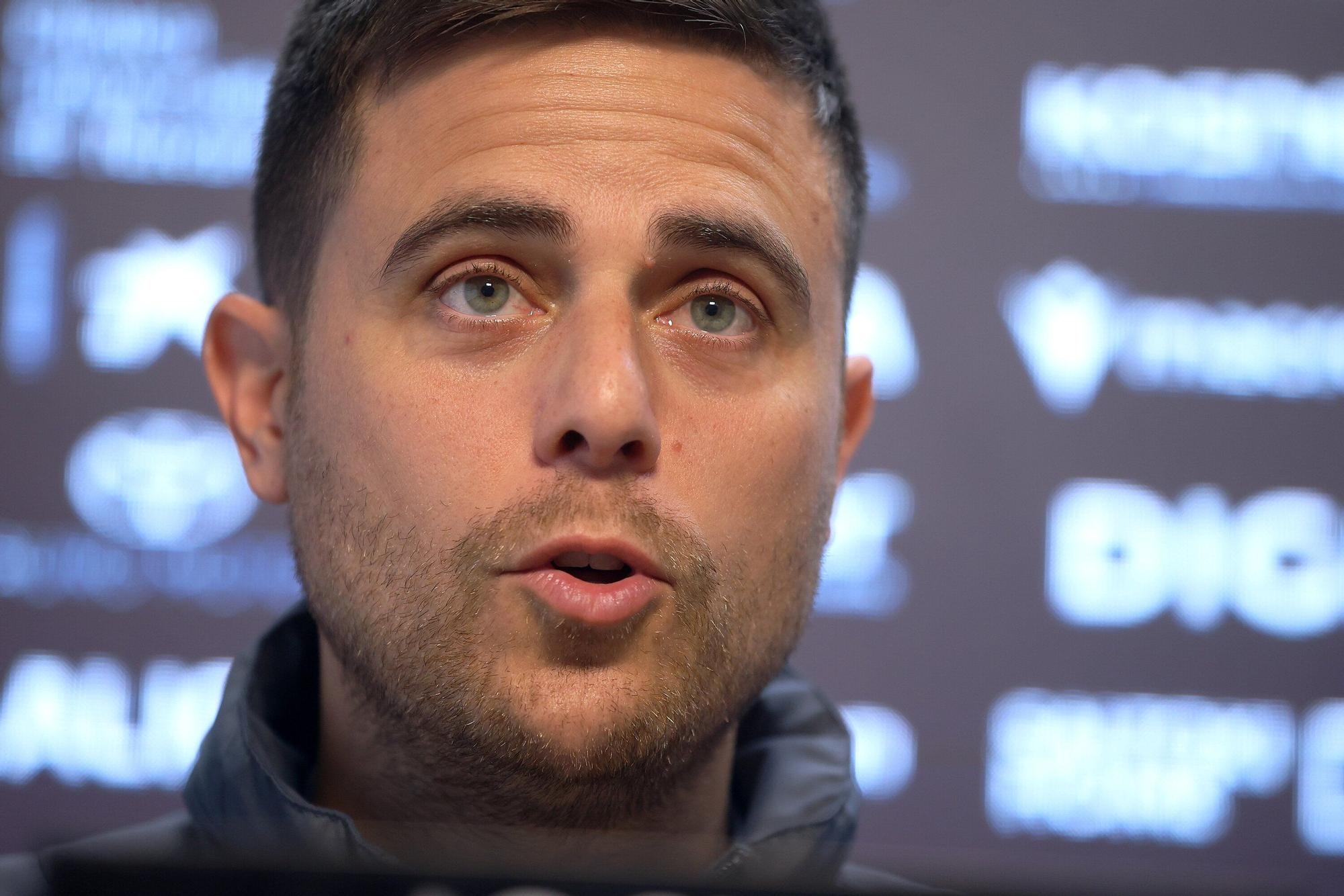 Fotos del entrenamiento de Osasuna y de la rueda de prensa de Lisci de este viernes 28 de noviembre