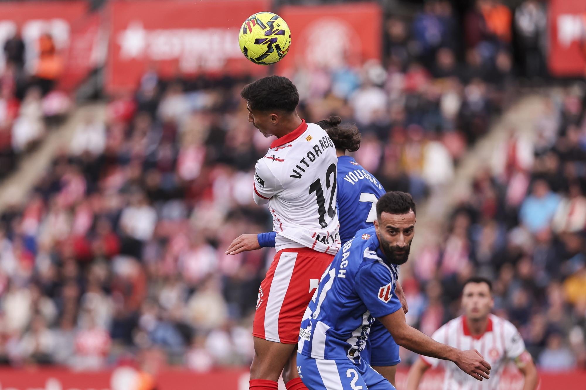 En imágenes: Todas las fotos del Girona FC - Alavés en el estadio Montilivi
