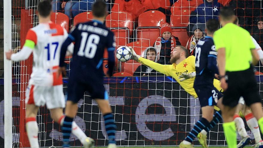 El triple lamento de Robert Navarro