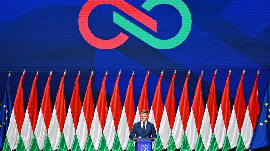 Magyar propone limitar el poder, volver a la UE y combatir la corrupción en Hungría