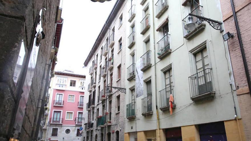 Fachada del edificio de la calle Compañía, que será rehabilitado para alquiler de jóvenes.
