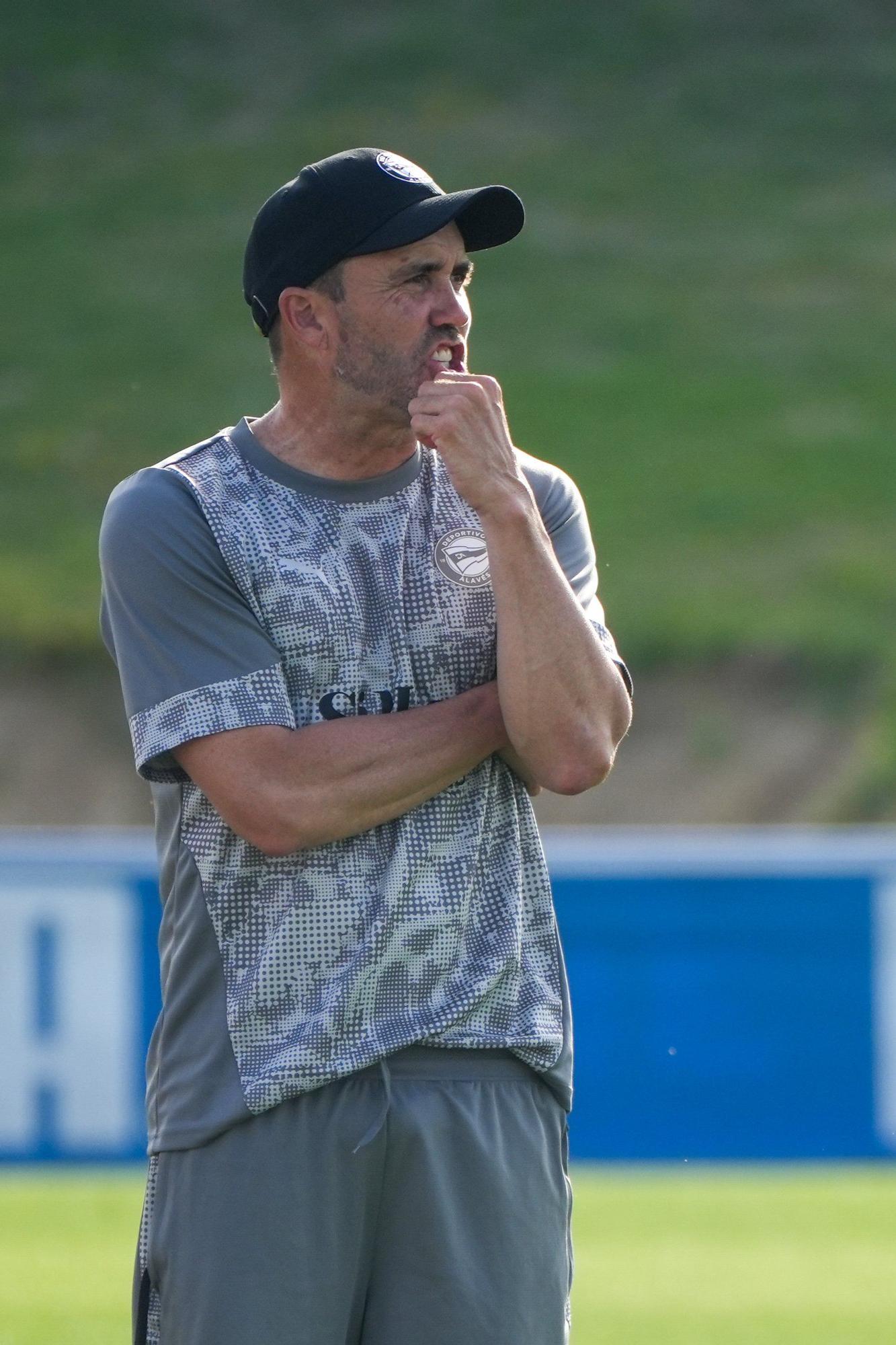 En imágenes: El Alavés pierde contra el Huesca en pretemporada (0-1)