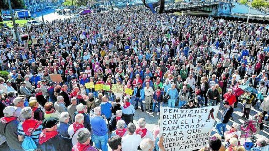 El número de pensiones no deja de crecer en la CAV y ya suman 553.127.