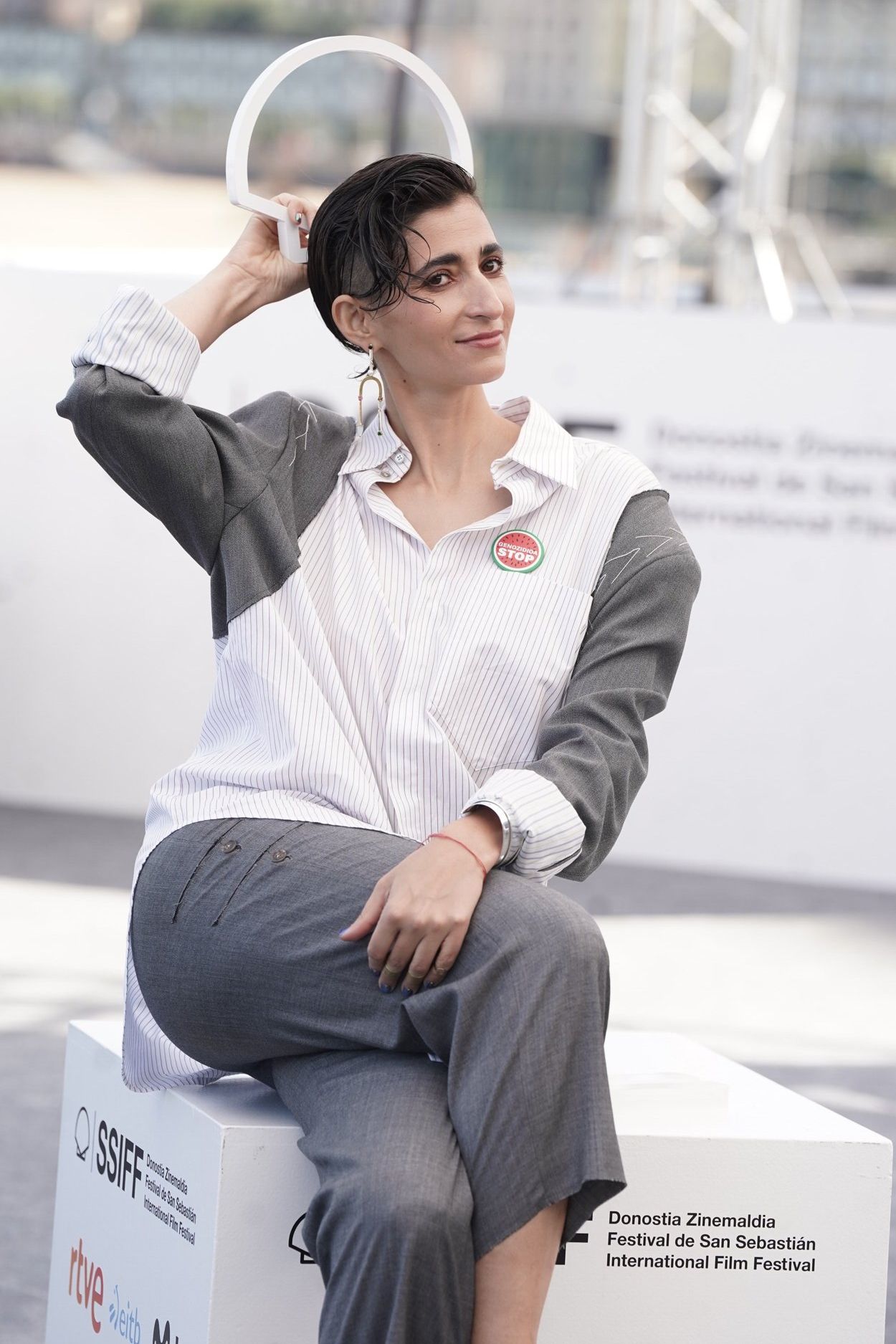Alba Flores