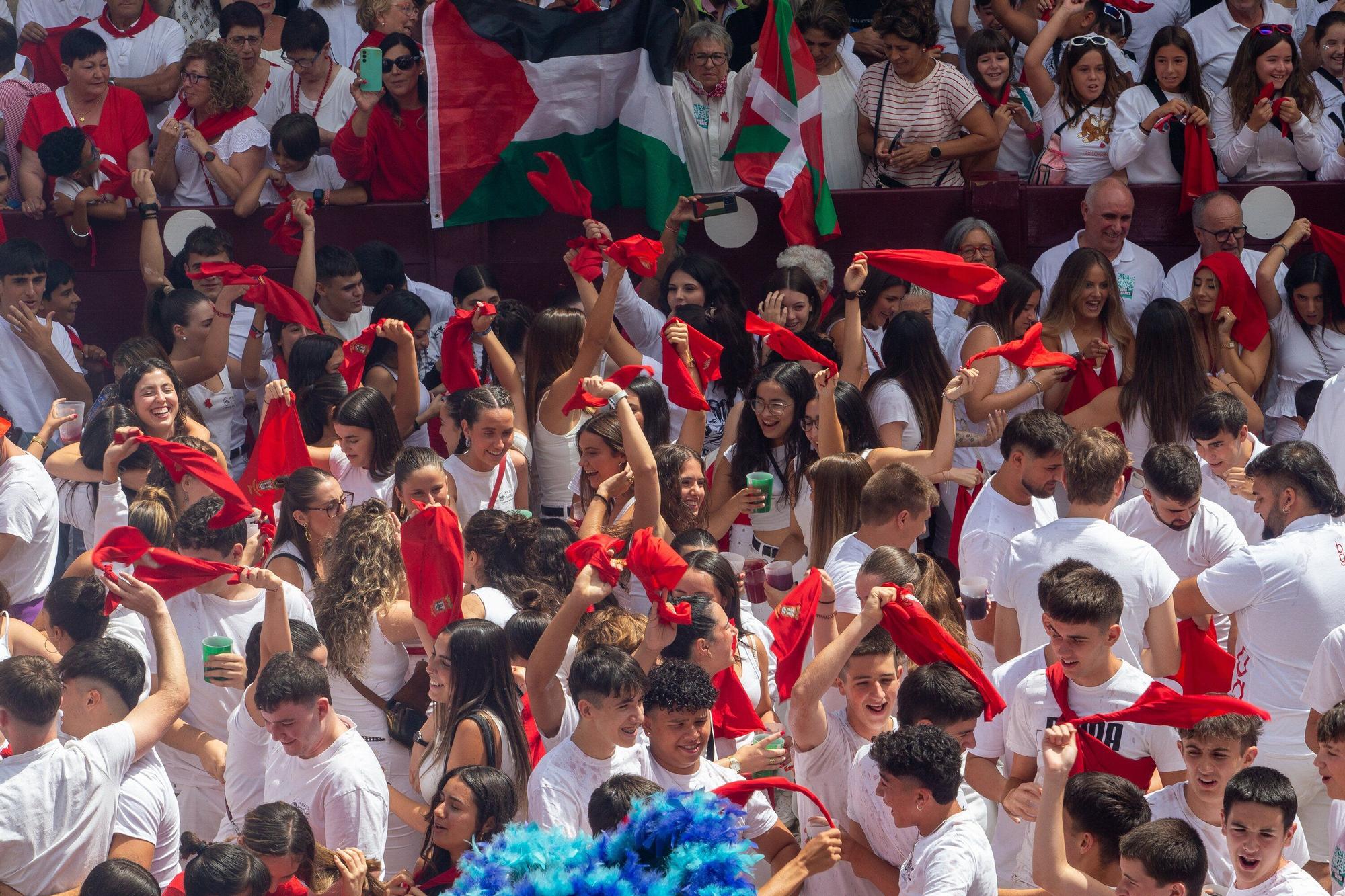 Chupinazo de las fiestas de Puente La Reina / Gares 2025