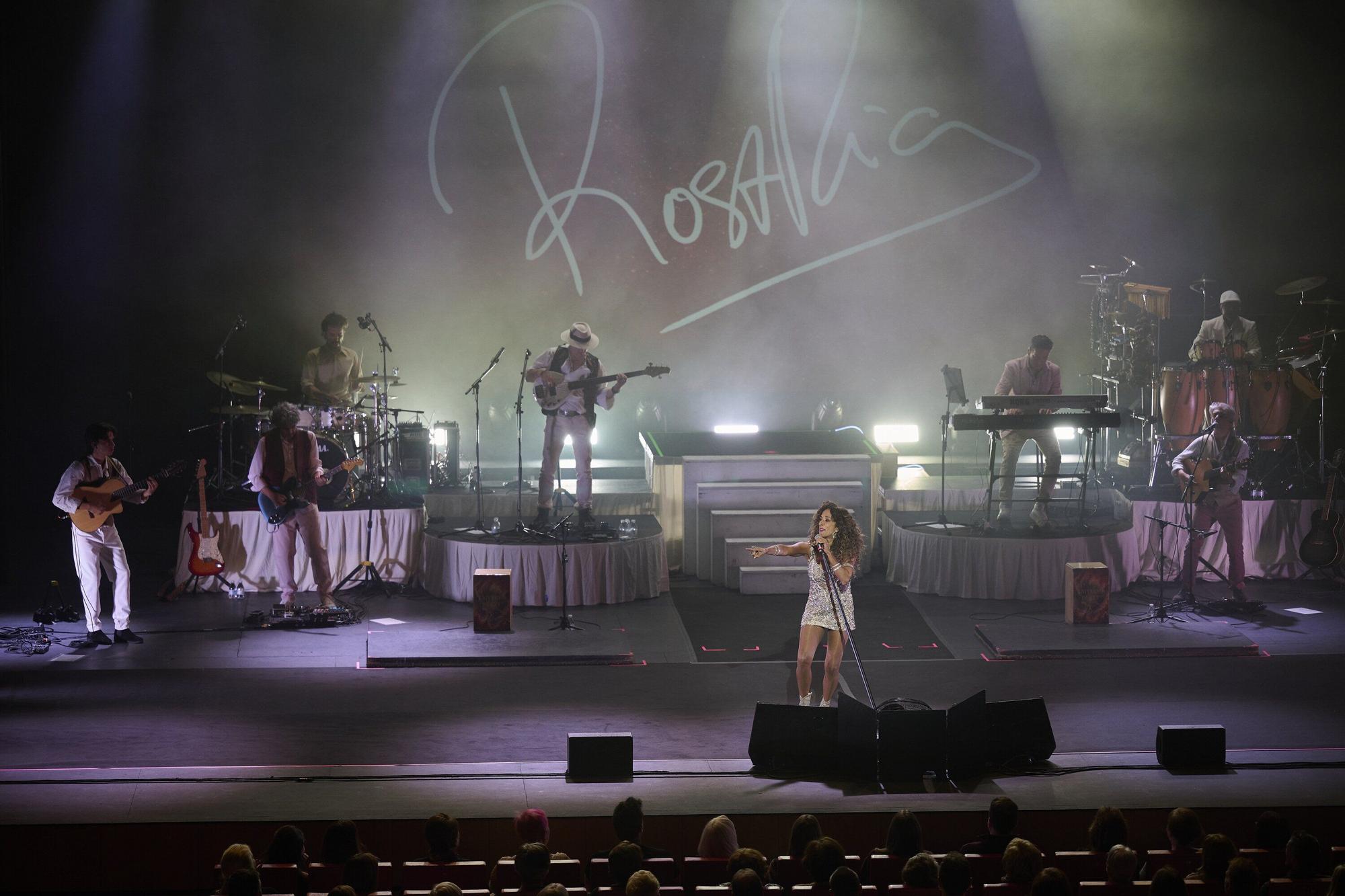 Fotos del concierto de Rosario Flores en Baluarte