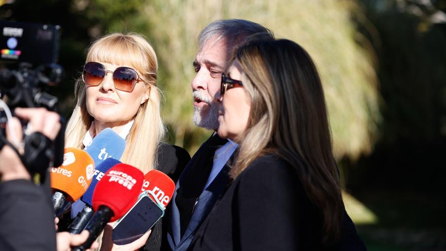 Familiares y amigos de Gemma Cuervo dan el último adiós a la actriz