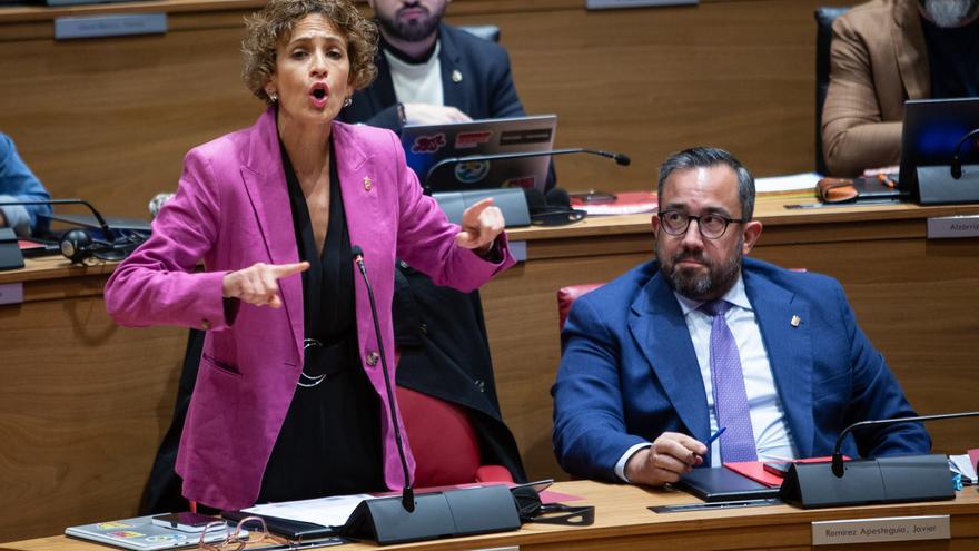 Fotos del pleno del Parlamento de Navarra del jueves 7 de mayo