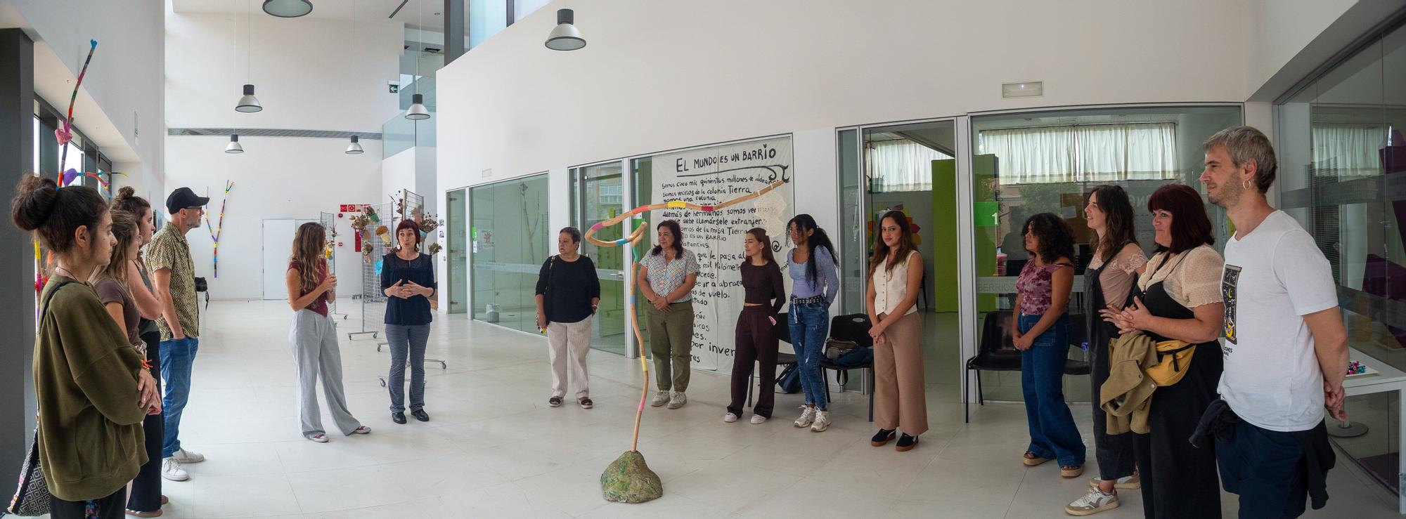 Exposición de SOS Racismo en Berriozar