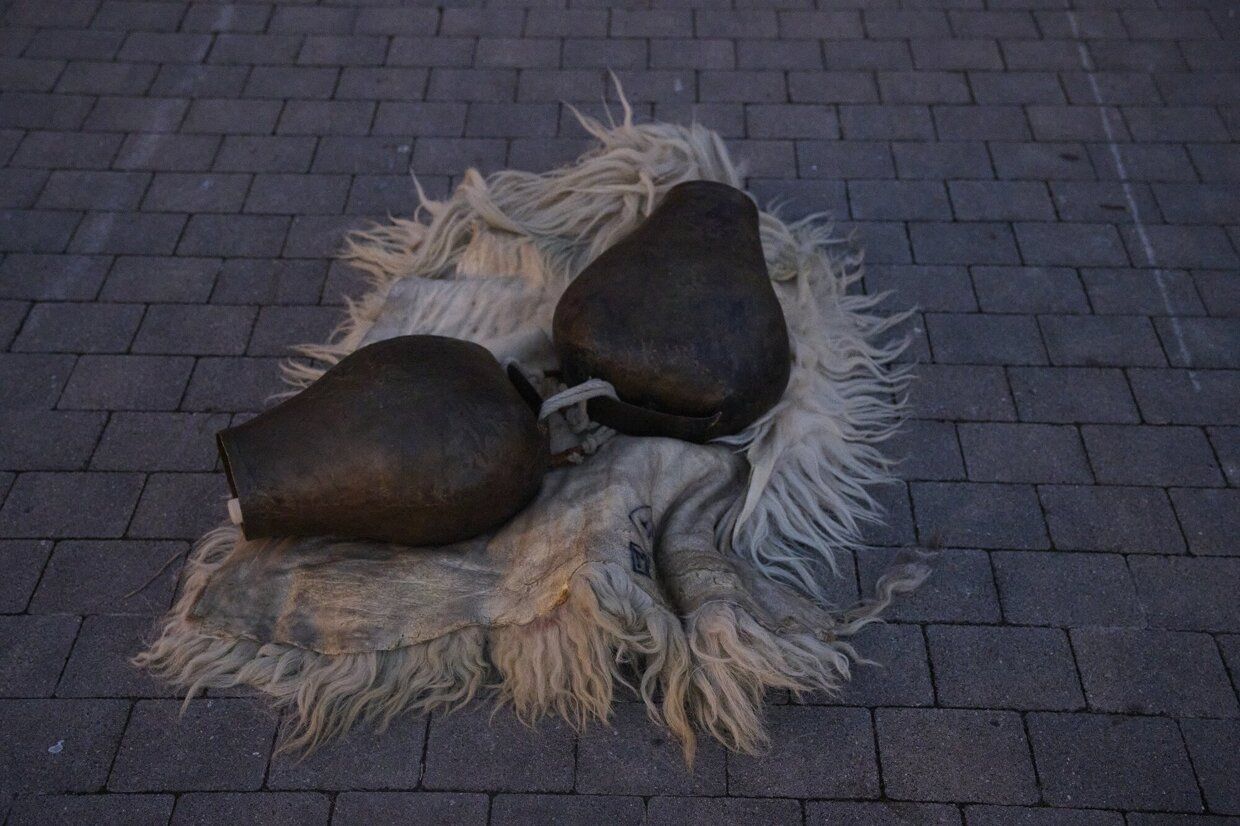 Olentzero y Mari Domingi recogen las últimas cartas en Iturrama