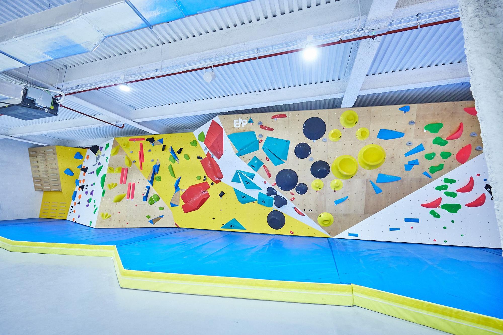 En imágenes: el centro de escalada Climbat Barakaldo de Megapark renueva su certificación de calidad ISO 9001: 2015.