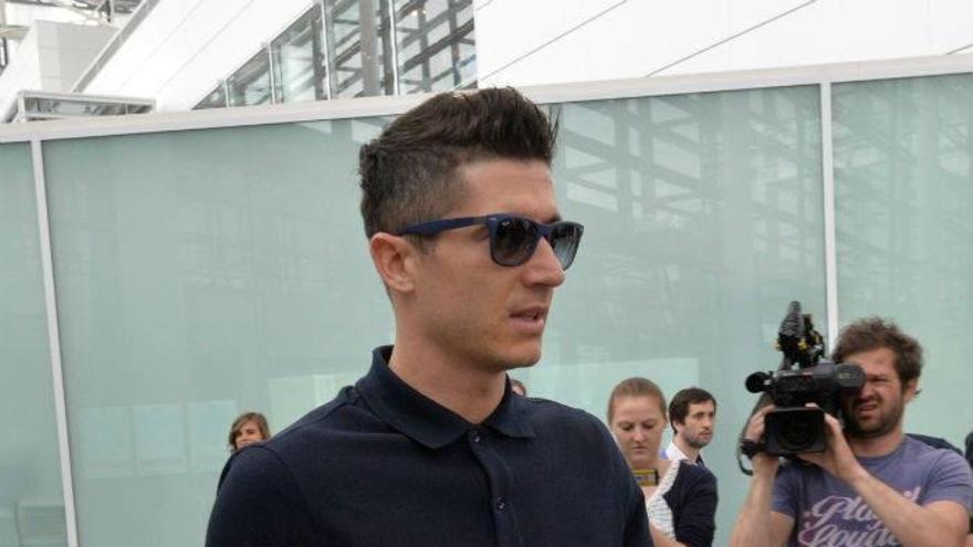 Lewandowski viaja &quot;sin ningún miedo&quot; a Barcelona y podría jugar