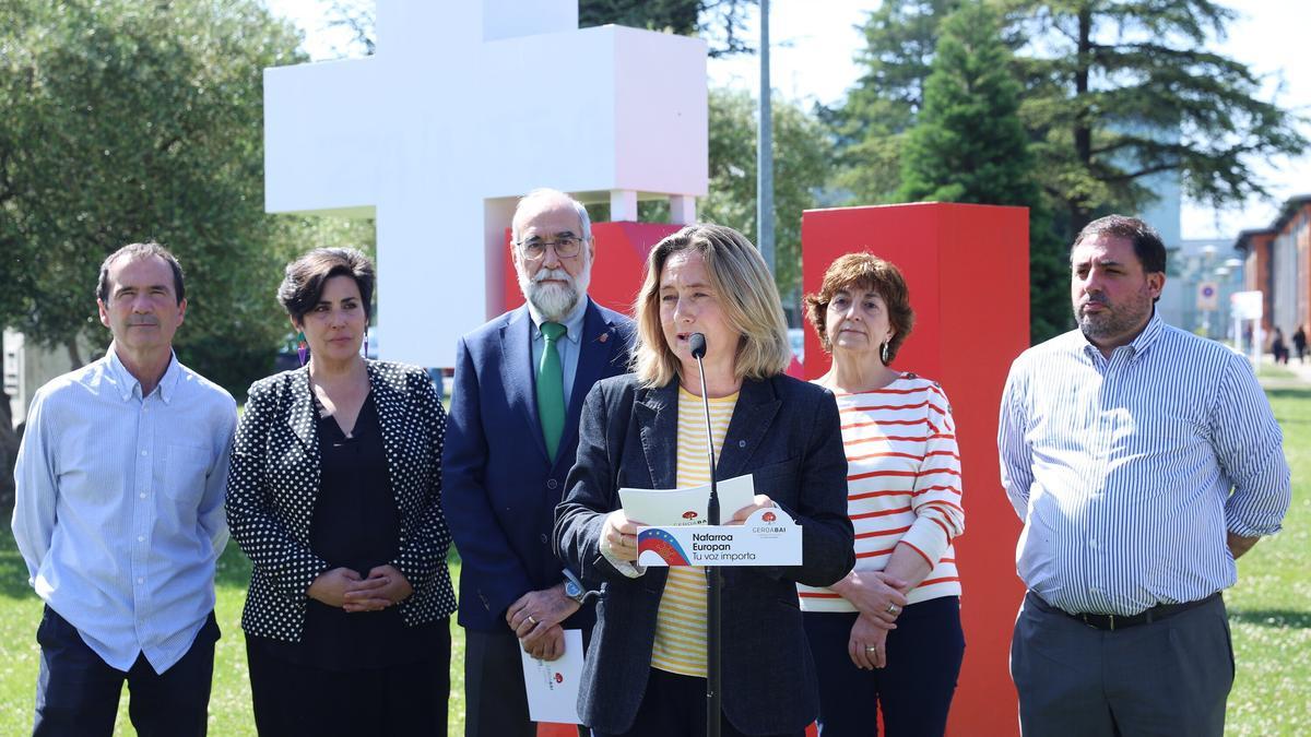 Amaia Arrizabalaga ha realizado declaraciones a los medios de comunicación este martes junto a Fernando Domínguez.