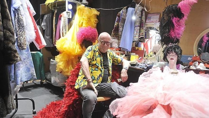 “Cantamos y bailamos pero no sabemos hacer ni una cosa ni la otra”