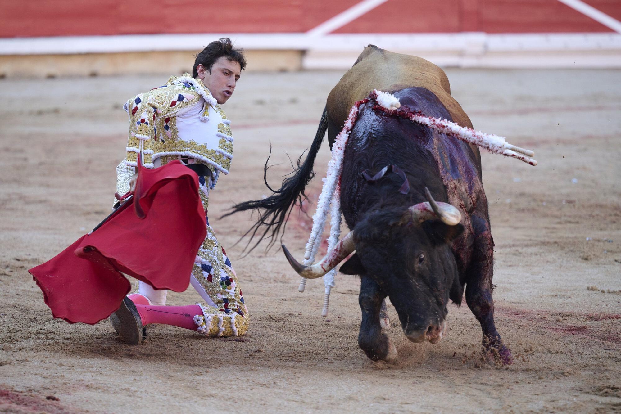 Fotos de la corrida de toros del día 9.