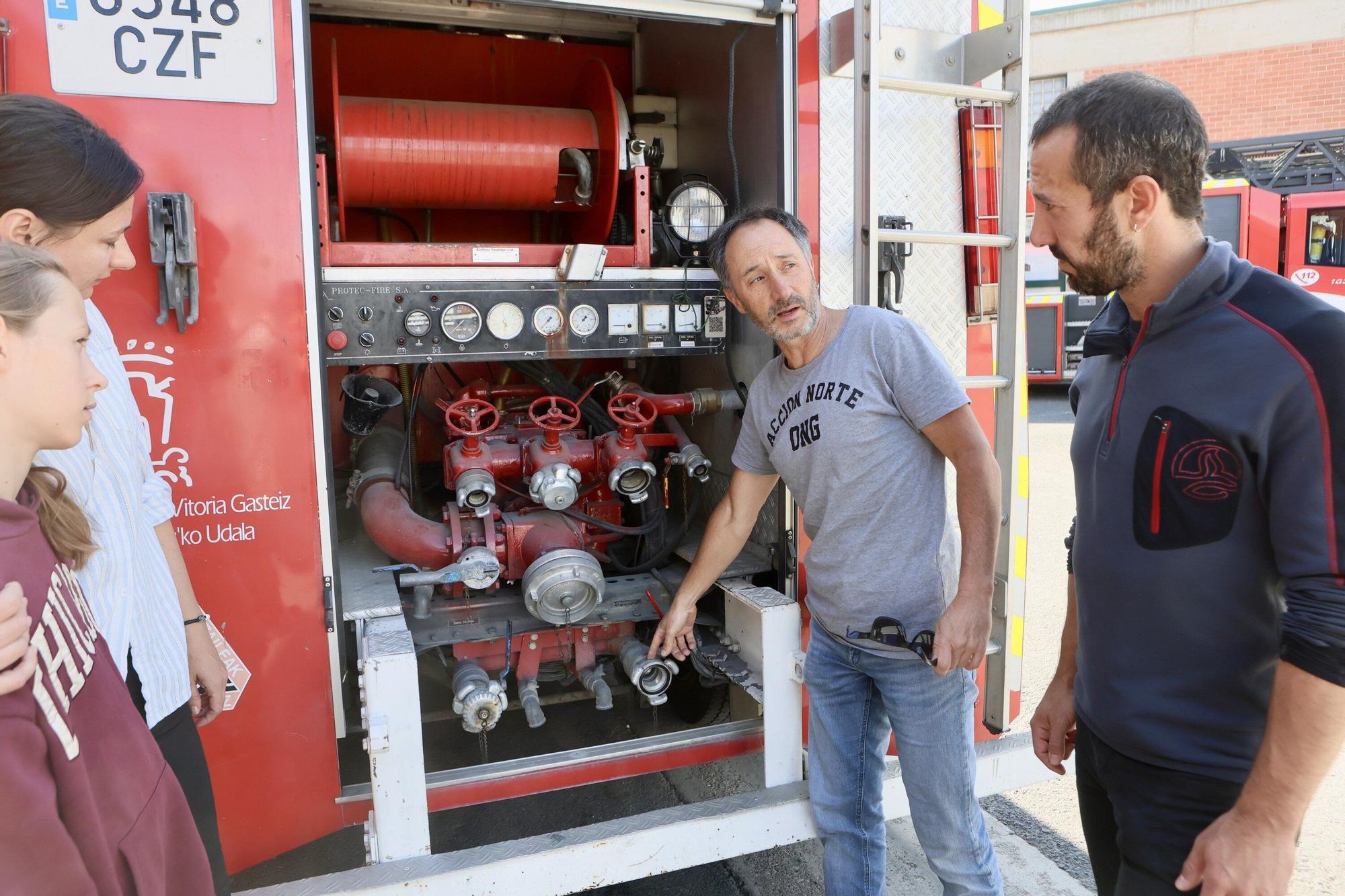 Vitoria envía camiones de bomberos a Ucrania