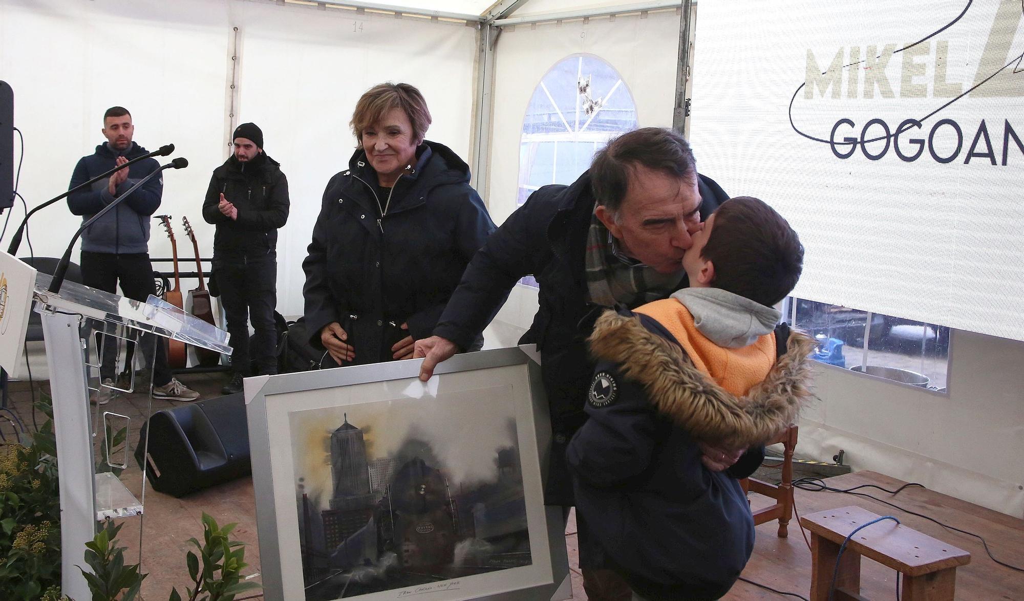 Fotos del homenaje a Mikel Zabalza en el 40 aniversario de su muerte tras ser detenido por la Guardia Civil