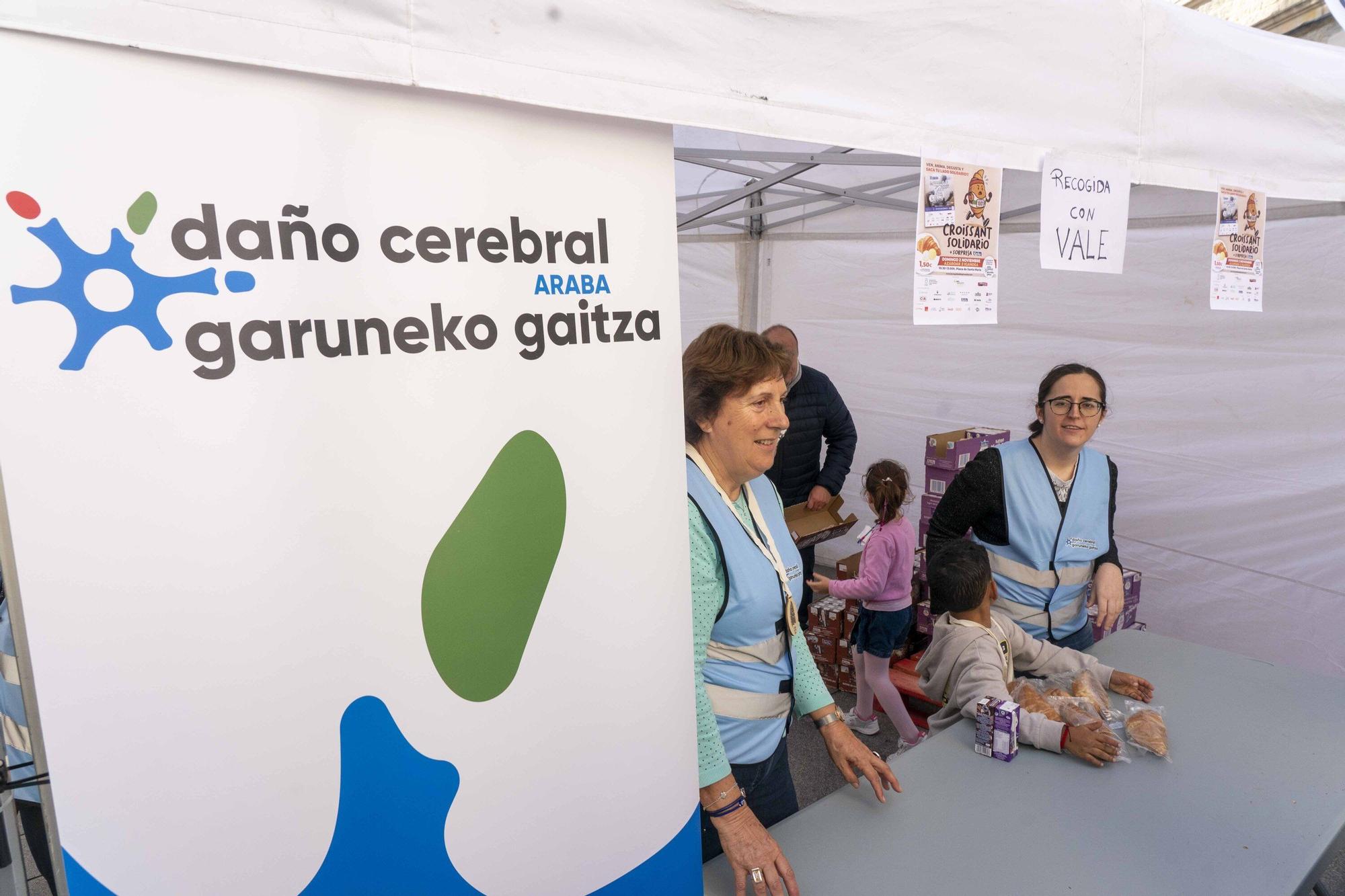 En imágenes: Un millar de corredores atraviesan la almendra
