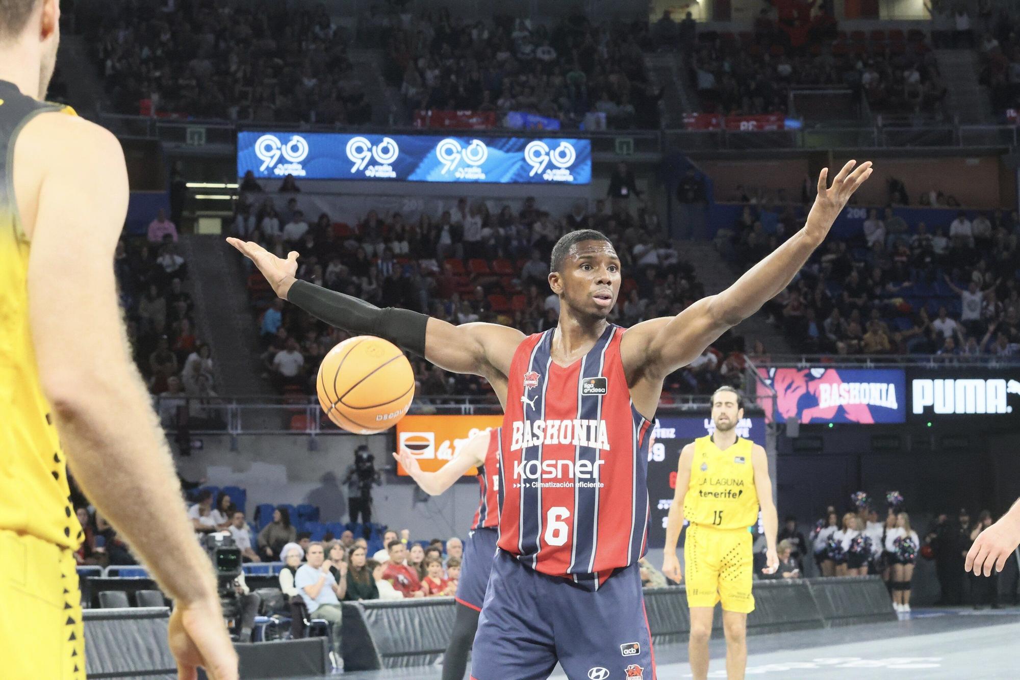 Todas las imágenes del Baskonia - La Laguna Tenerife (89-79)