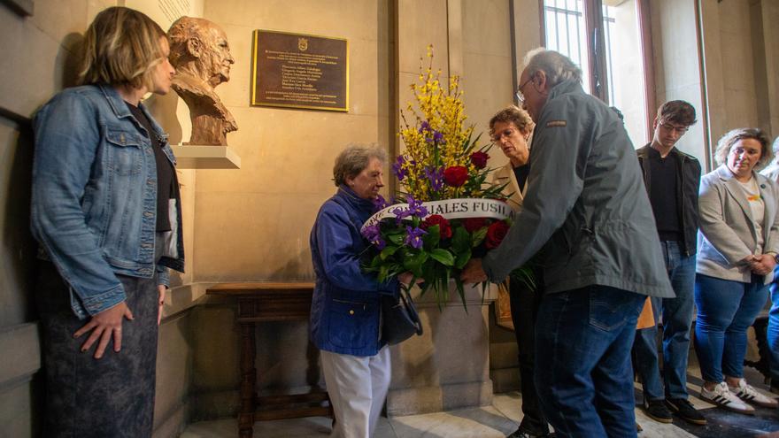 PSN y UGT homenajean a los concejales y trabajadores del Ayuntamiento de Pamplona fusilados en 1936