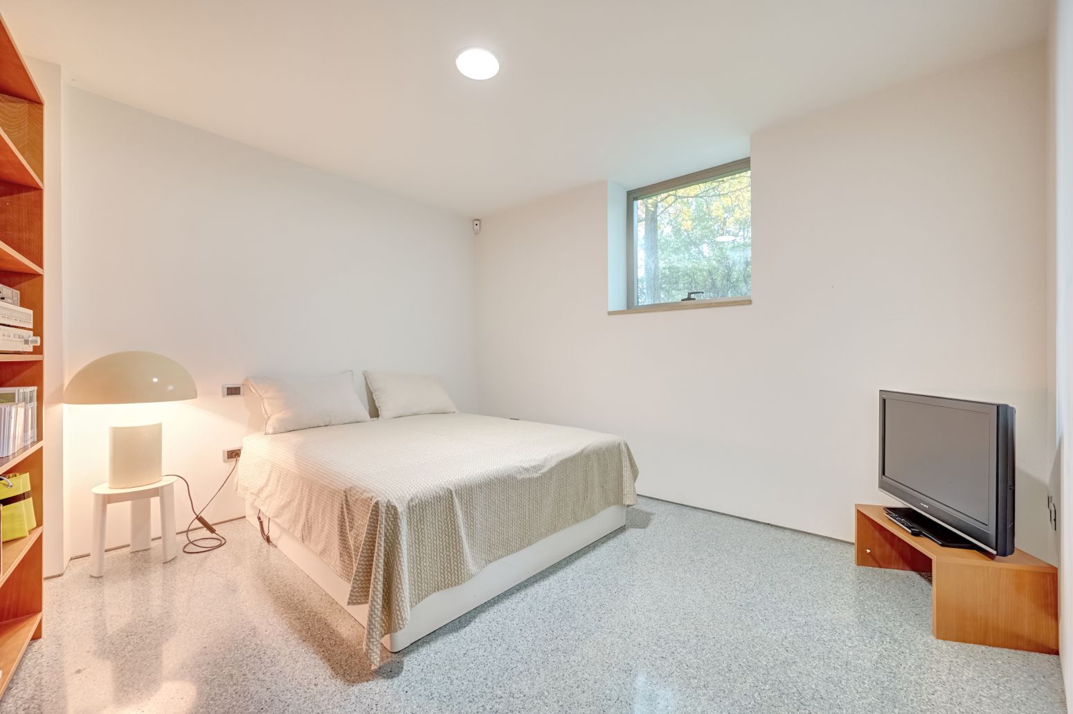 Una vivienda única en Alzuza sale al mercado: luz natural, paisaje del valle y un diseño pensado para el bienestar