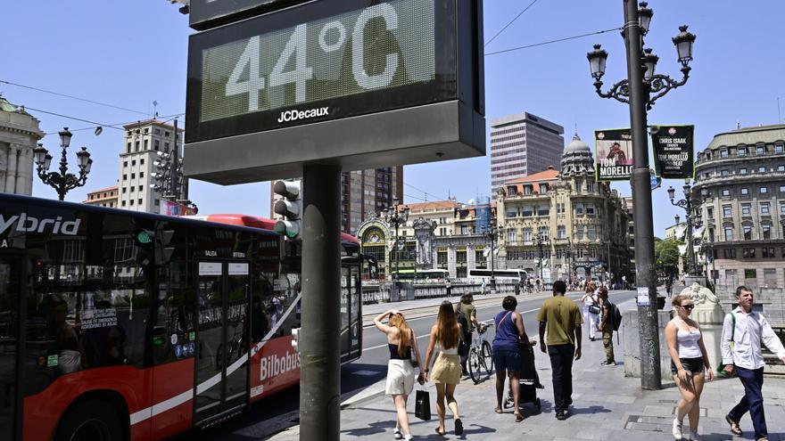 Bizkaia se achicharra con varios municipios por encima de los 42 grados