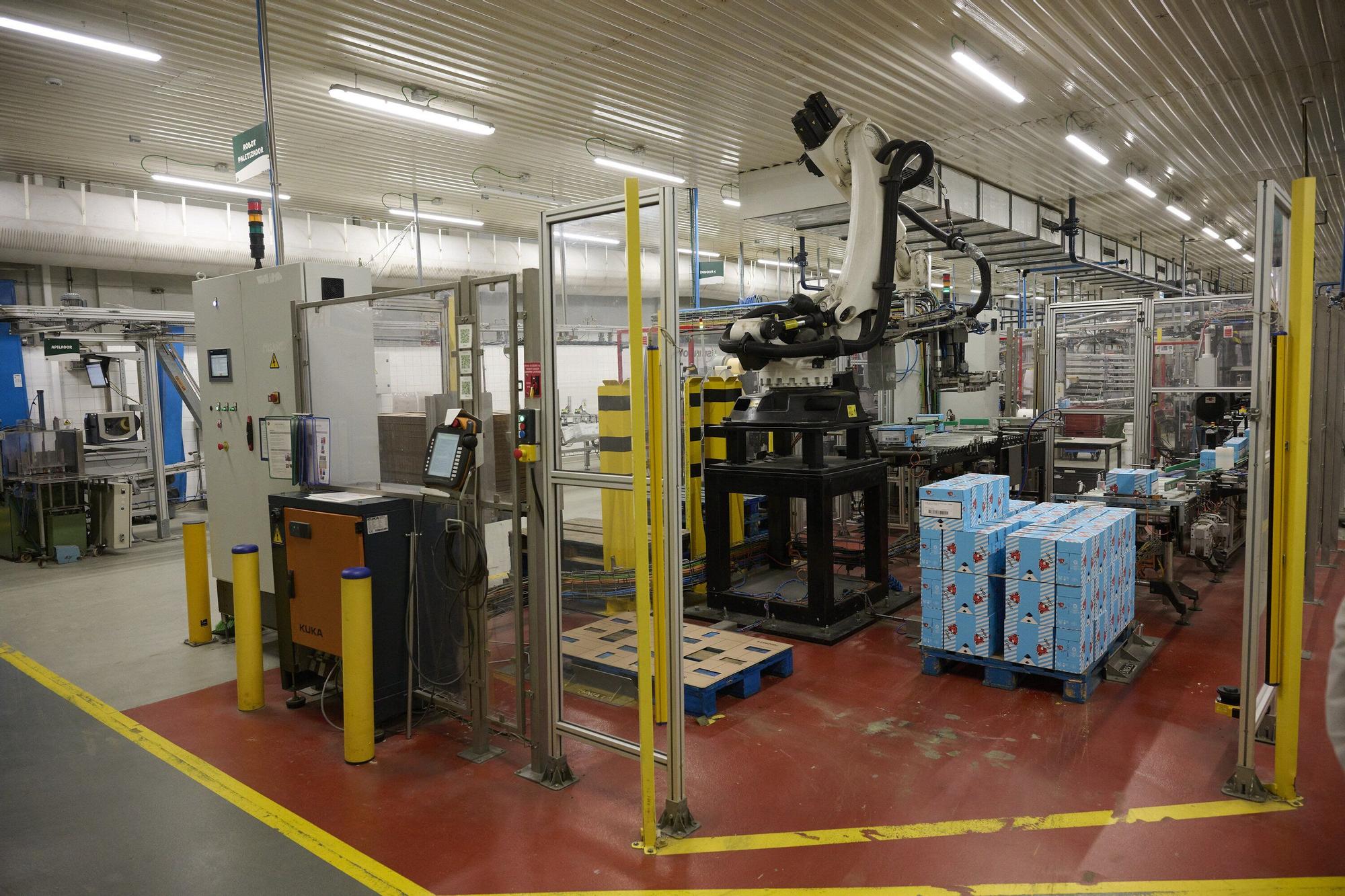 Fotos de la visita a la fábrica en Iraizotz de Grupo Bel