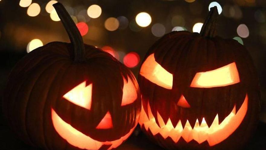 Dos calabazas de Halloween.