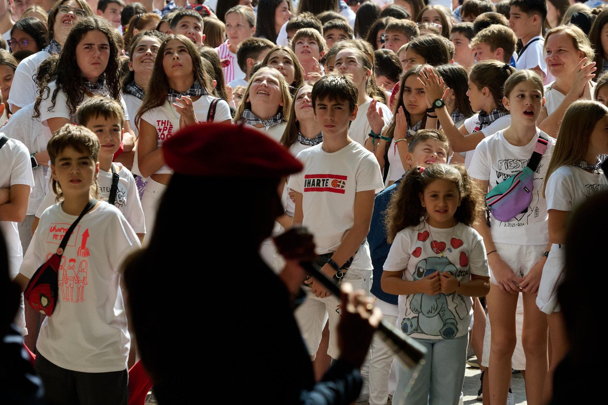 Fotos del chupinazo de fiestas de Huarte 2025