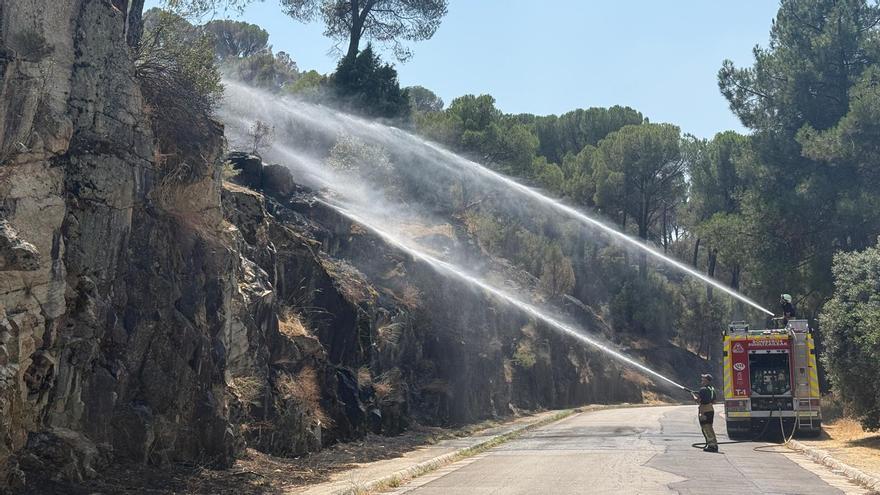 Los Bomberos de Vitoria regresan tras colaborar en el operativo estatal contra los incendios forestales de Madrid