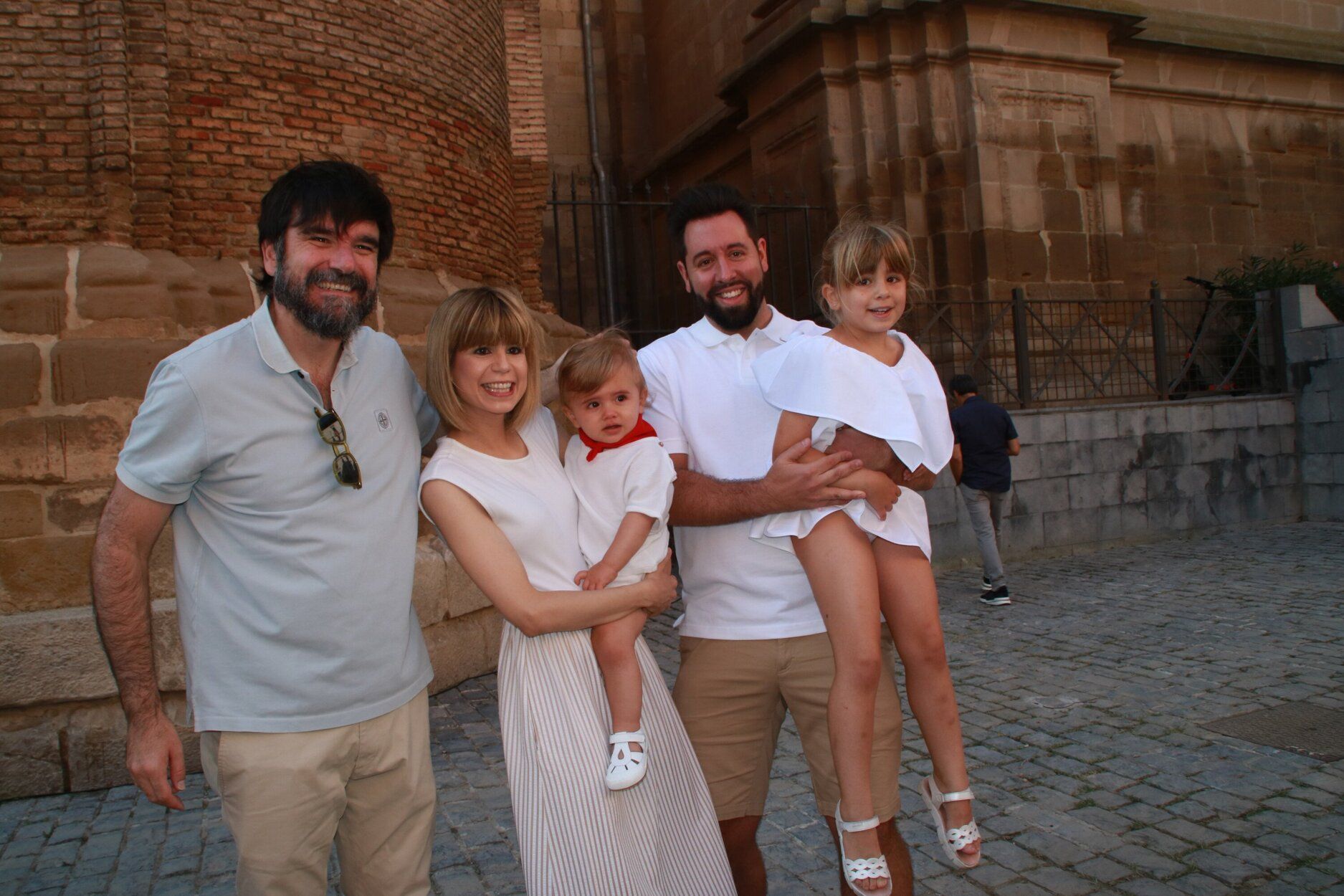 Fotos de la imposición del pañuelo de fiestas de Tudela a los nacidos en 2024