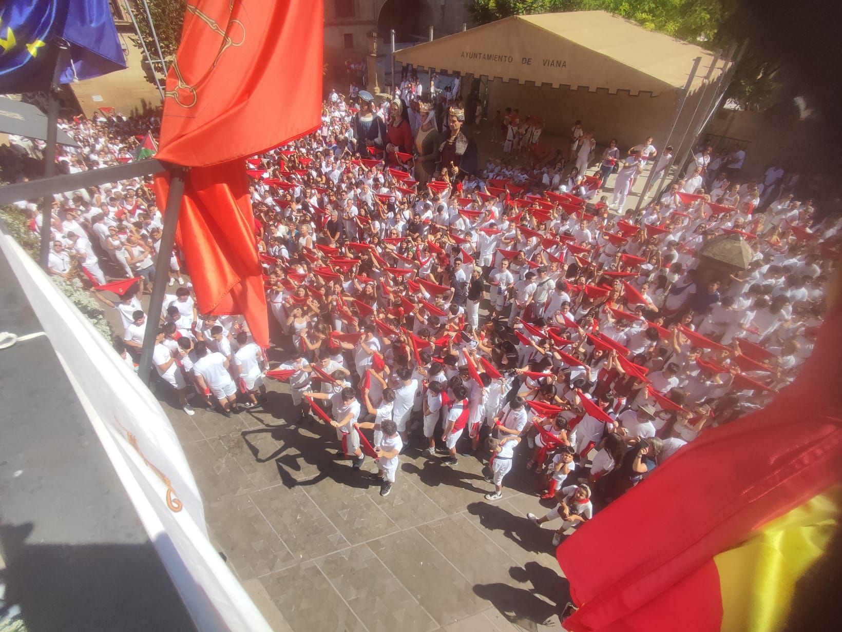 Fotos del cohete de fiestas de Viana 2025