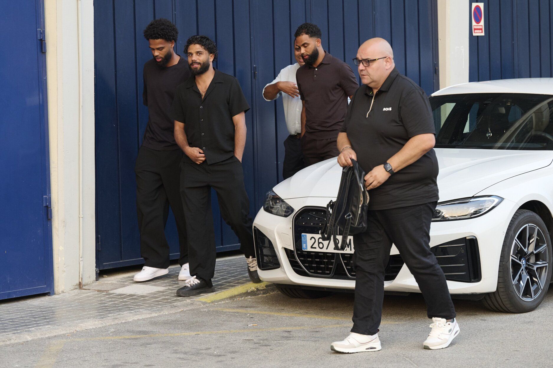 El jugador, a su llegada en coche a Pamplona.