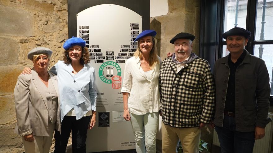 En imágenes: entrega de los txikitos de honor a la actriz Gurutze Beitia y al Surne Bilbao Basket
